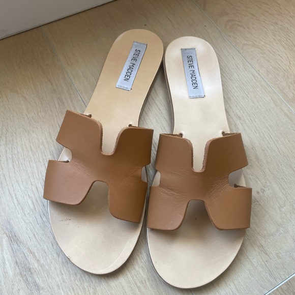 Steve Madden Hadyn Sandals - Picture 1 of 6